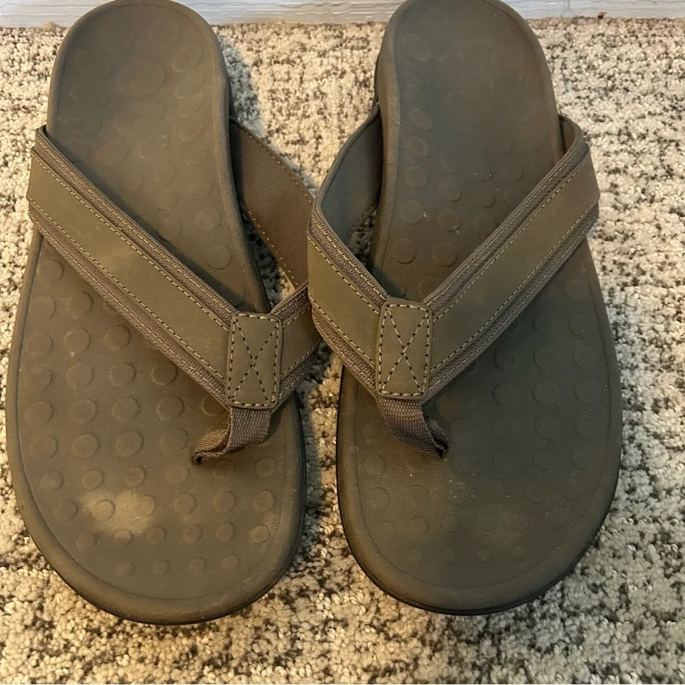Vionic Metallic Brown Tide Toe Post Thong Sandals Size 13 Men’s